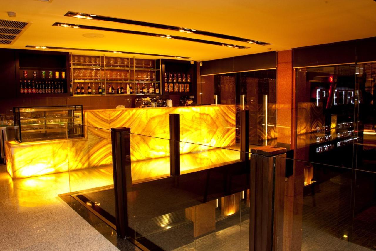 Pietra Bangkok Hotel Kültér fotó